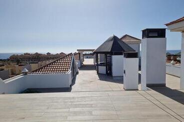 هتل Chatur Costa Caleta