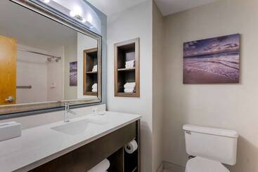 هتل Comfort Inn & Suites Melbourneviera