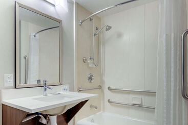 هتل Comfort Inn & Suites Melbourneviera