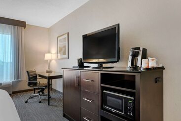 هتل Comfort Inn & Suites Melbourneviera