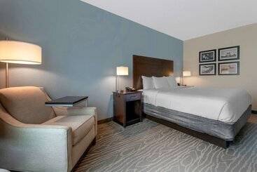 هتل Comfort Inn & Suites Melbourneviera