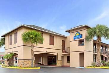 هتل Days Inn By Wyndham Kissimmee West