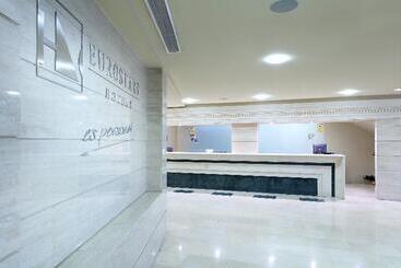 هتل Eurostars Plaza Acueducto