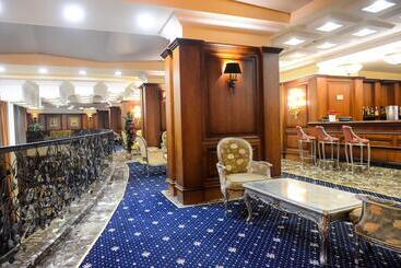 ホテル Mercure Sofia City