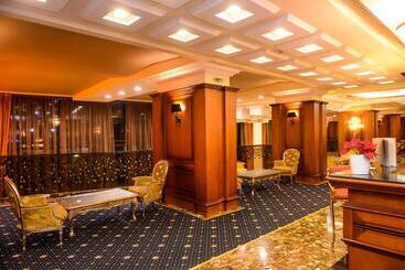 ホテル Mercure Sofia City