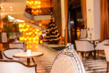ホテル Mercure Sofia City