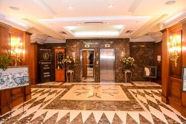 ホテル Mercure Sofia City
