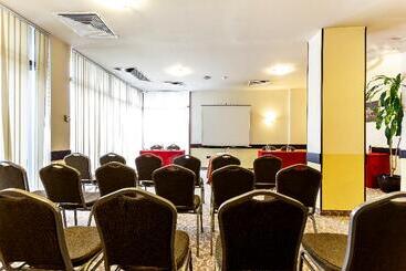 ホテル Mercure Sofia City