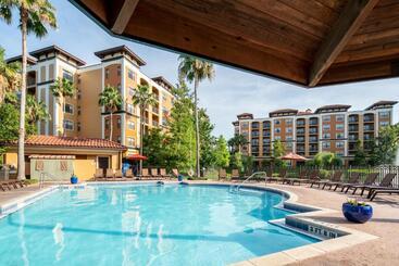 هتل Floridays Orlando Two & Three Bed Rooms Condo Resort