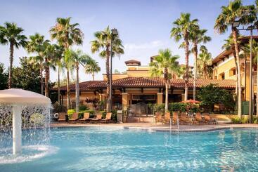 هتل Floridays Orlando Two & Three Bed Rooms Condo Resort