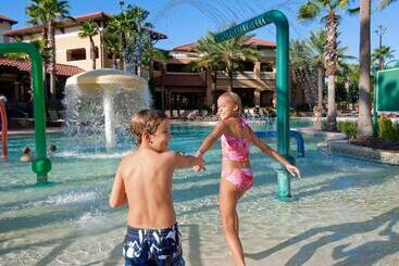 هتل Floridays Orlando Two & Three Bed Rooms Condo Resort