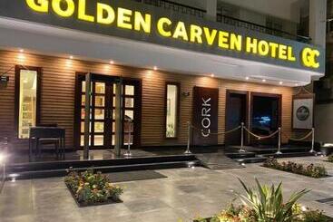 Отель Golden Carven