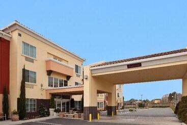 هتل Holiday Inn Express Berkeley, An Ihg