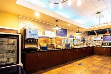 هتل Holiday Inn Express Berkeley, An Ihg