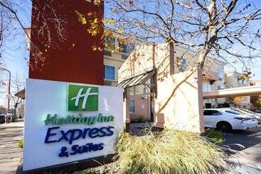 هتل Holiday Inn Express Berkeley, An Ihg
