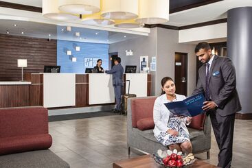 هتل Holiday Inn Express Edmonton Downtown, An Ihg