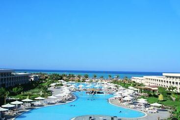 استراحتگاه Labranda Royal Makadi