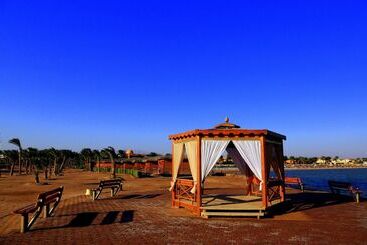 استراحتگاه Labranda Royal Makadi
