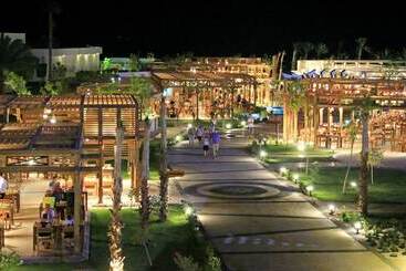استراحتگاه Labranda Royal Makadi