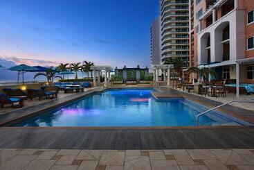 هتل Marriott S Beachplace Towers