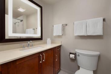 هتل Marriott S Beachplace Towers