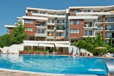 هتل Messambria Beach Apartments