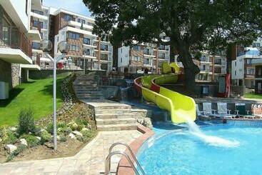 هتل Messambria Beach Apartments