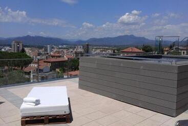هتل Palau De Bellavista Girona By Urh