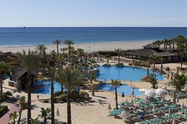 Hotell Playazimbali