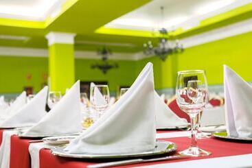 Hotell Playazimbali