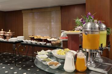 Hotel Regenta Place Bangalore, Cunningham Road