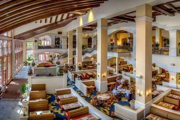 Отель Rosen Shingle Creek