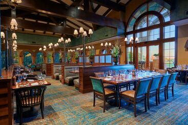 Отель Rosen Shingle Creek