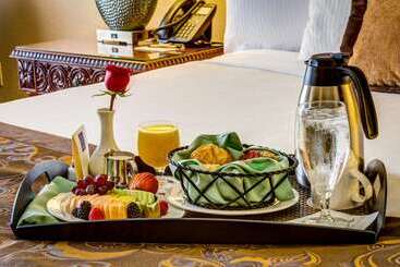 Отель Rosen Shingle Creek