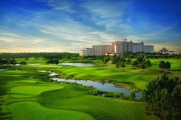 Отель Rosen Shingle Creek