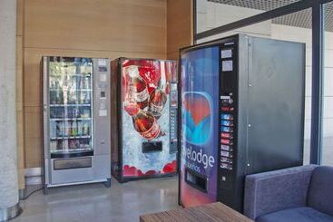 هتل Travelodge Barcelona Fira