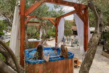 هتل Villa Adriatica   Adults Only