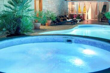 هتل Villa Adriatica Adults Only
