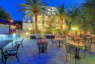هتل Villa Adriatica   Adults Only