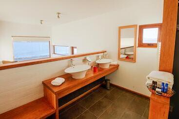 هتل Weskar Lodge