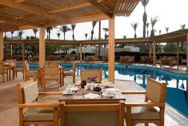 هتل Zya Regina Resort And Aqua Park Hurghada