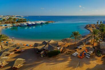هتل Zya Regina Resort And Aqua Park Hurghada