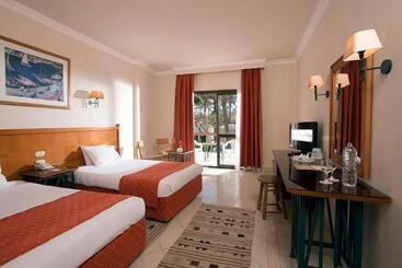 هتل Zya Regina Resort And Aqua Park Hurghada