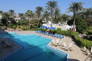 هتل Zya Regina Resort And Aqua Park Hurghada