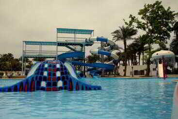 هتل Zya Regina Resort And Aqua Park Hurghada