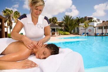 استراحتگاه Robinson Esquinzo Playa - All Inclusive