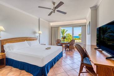 Hotell Playazimbali