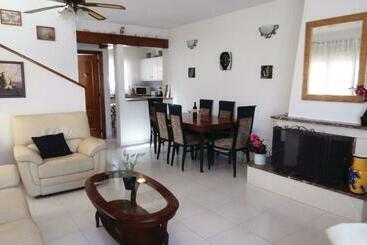 Lovely Home In Orihuela Costa With Kitchen - Cabo Roig