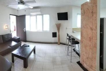 Angeles Suites & Hotel