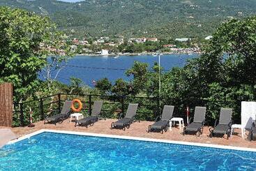 هتل Anamar Skiathos